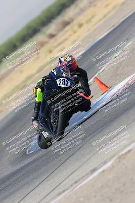 media/Aug-19-2022-TrackDaz (Fri) [[a0110a8595]]/Club Race/10am (Outside Grapevine)/